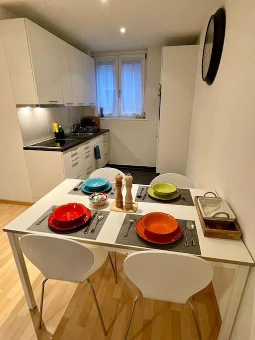 Gemuetliche Wohnung An Bester Lage Im Kreis 4 Zürich Eksteriør billede